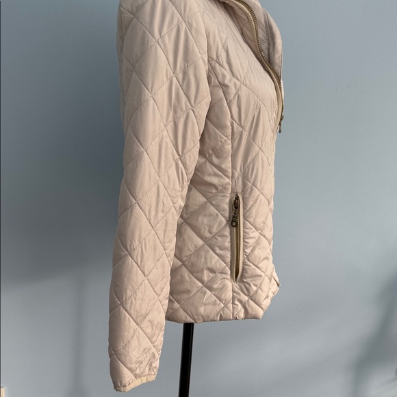 ❤️3/$30 Old Navy Women's Cream Quilted Jacket - Picture 4 of 8
